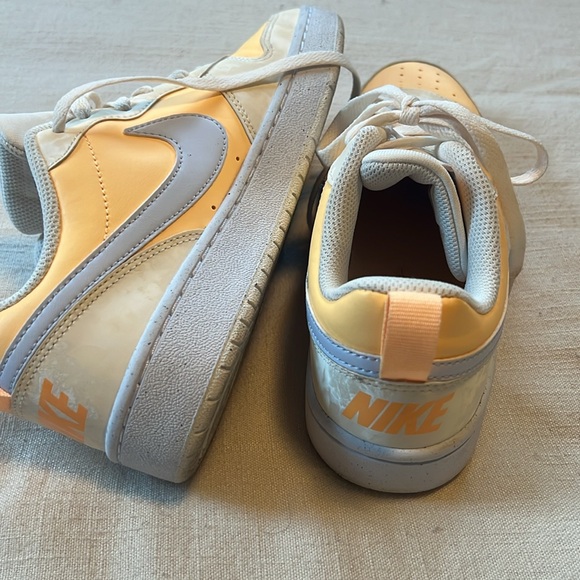 Nike Court Borrow Low Top - Picture 4 of 6